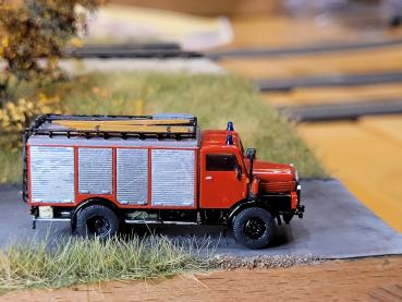 Preview: S4000-1 Gerätewagen GW 60 - Bausatz